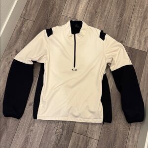 Oakley pullover windshirt XL
